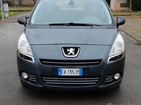 Usata Peugeot 5008 Business-Line 110 CV (80 kW) 2010 Grigio Monovolume