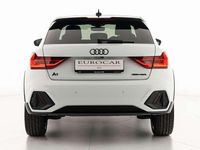 Nuova Audi A1 Design 116 CV (85 kW) 2025 Bianco ghiacciaio metallizzato Berlina
