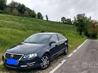 Usata VW Passat 105 CV (77 kW) 2008 Blu Berlina