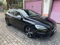 Usata Volvo V40 R-Design Momentum 120 CV (88 kW) 2017 Berlina