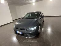 Usata VW Golf VIII Life 116 CV (85 kW) 2025 Grigio Berlina