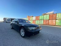 Begagnad BMW 730 231 HK (169 kW) 2005 Svart Sedan