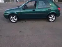 Usata Ford Fiesta 75 CV (55 kW) 1998 Verde Utilitaria