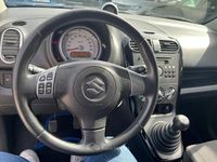 Usata Suzuki Splash GL 94 CV (69 kW) 2015 Gray