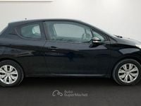 Usata Peugeot 208 83 CV (61 kW) 2014 Nero Utilitaria