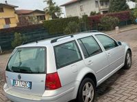 Begagnad VW Golf IV 2000 Grå Kombi