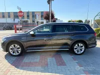 Usata VW Passat Alltrack 190 CV (139 kW) 2018 Grigio Station wagon