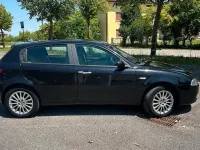 Usata Alfa Romeo 147 120 CV (88 kW) 2009 Nero Utilitaria
