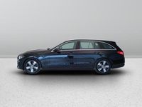 Usado Mercedes 220 200 CV (147 kW) 2021 Negro Familiar