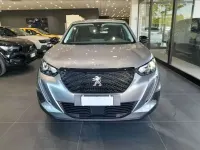 Usata Peugeot 2008 Active 110 CV (80 kW) 2022 Argento SUV