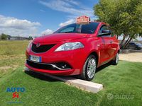 Usata Lancia Ypsilon 95 CV (69 kW) 2017 Rosso Utilitaria