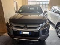 Usata Mitsubishi L200 Select 150 CV (110 kW) 2021 Marrone Pick-up