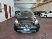 Usata Toyota Aygo Sol 68 CV (50 kW) 2007 Nero Utilitaria