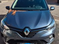 Usata Renault Clio V 101 CV (74 kW) 2021 Grigio Utilitaria