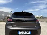 Usata Peugeot 208 Active 101 CV (74 kW) 2021 Utilitaria