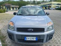 Usata Ford Fusion 80 CV (58 kW) 2011 Argento Utilitaria