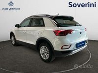 Usata VW T-Roc Life 110 CV (80 kW) 2023 Bianco SUV