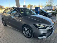 Usata Mercedes B200 Premium 150 CV (110 kW) 2021 Grigio Monovolume