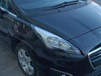 Usata Peugeot 5008 112 CV (82 kW) 2014 Nero Monovolume