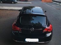 Usata Opel Astra 110 CV (80 kW) 2013 Nero Berlina