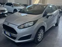 Usata Ford Fiesta 95 CV (69 kW) 2016 Argento Utilitaria