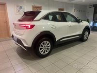Usata Opel Mokka Edition 110 CV (80 kW) 2022 Bianco metallizzato SUV