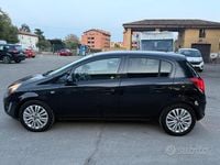 Usata Opel Corsa Edition 85 CV (62 kW) 2014 Nero Berlina