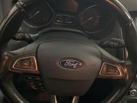 Usata Ford Focus 120 CV (88 kW) 2018 Nero Berlina