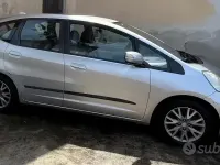 Usata Honda Jazz 99 CV (72 kW) 2010 Grigio Utilitaria