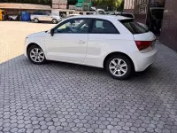 Usata Audi A1 Ambition 90 CV (66 kW) 2012 Bianco Utilitaria