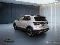 Usata VW T-Cross Style 95 CV (69 kW) 2023 Argento SUV