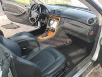 Usado Mercedes CLK270 170 CV (125 kW) 2005 Gris Coupe