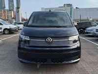 Nuova VW Multivan Life 245 CV (180 kW) 2026 Starlight blue metallizzato Furgone