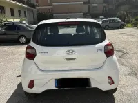 Usata Hyundai i10 67 CV (49 kW) 2023 Bianco Utilitaria