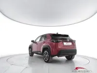 Usata Toyota Yaris Lounge 92 CV (67 kW) 2021 Rosso Utilitaria