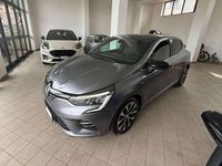 Usata Renault Clio V Techno 91 CV (66 kW) 2024 Argento Berlina