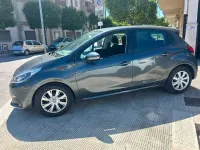 Usata Peugeot 208 Active 99 CV (72 kW) 2015 Other Utilitaria