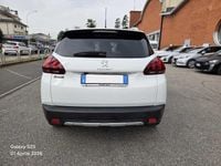 Usata Peugeot 2008 Allure 102 CV (75 kW) 2019 Bianco SUV
