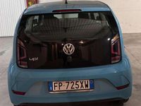 Usata VW up! 60 CV (44 kW) 2018 Blu/azzurro Utilitaria