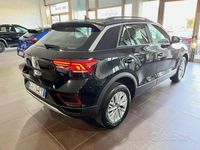 Usata VW T-Roc Edition 116 CV (85 kW) 2024 Grigio SUV