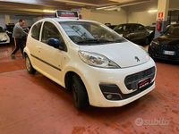 Usata Peugeot 107 68 CV (50 kW) 2012 Bianco Utilitaria