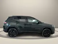 Usata Jeep Compass North 241 CV (177 kW) 2025 Verde / metallizzato SUV