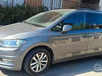 Usata VW Touran 105 CV (77 kW) 2017 Grigio Monovolume