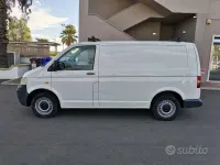 Usata VW Transporter 105 CV (77 kW) 2004 Bianco Furgone