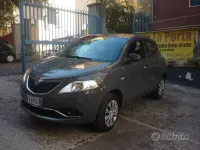 Usata Lancia Ypsilon Gold 80 CV (58 kW) 2015 Grigio Utilitaria