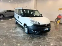 Usata Fiat Doblò Lounge 95 CV (69 kW) 2017 Bianco Monovolume