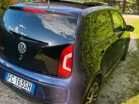 Usata VW up! high up! 75 CV (55 kW) 2016 Blu Utilitaria