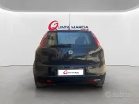 Usata Fiat Grande Punto Dynamic 75 CV (55 kW) 2008 Nero Utilitaria