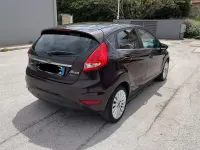Usata Ford Fiesta 68 CV (50 kW) 2010 Rosso Berlina