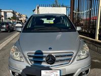 Usata Mercedes B200 Chrome 140 CV (102 kW) 2010 Argento Monovolume